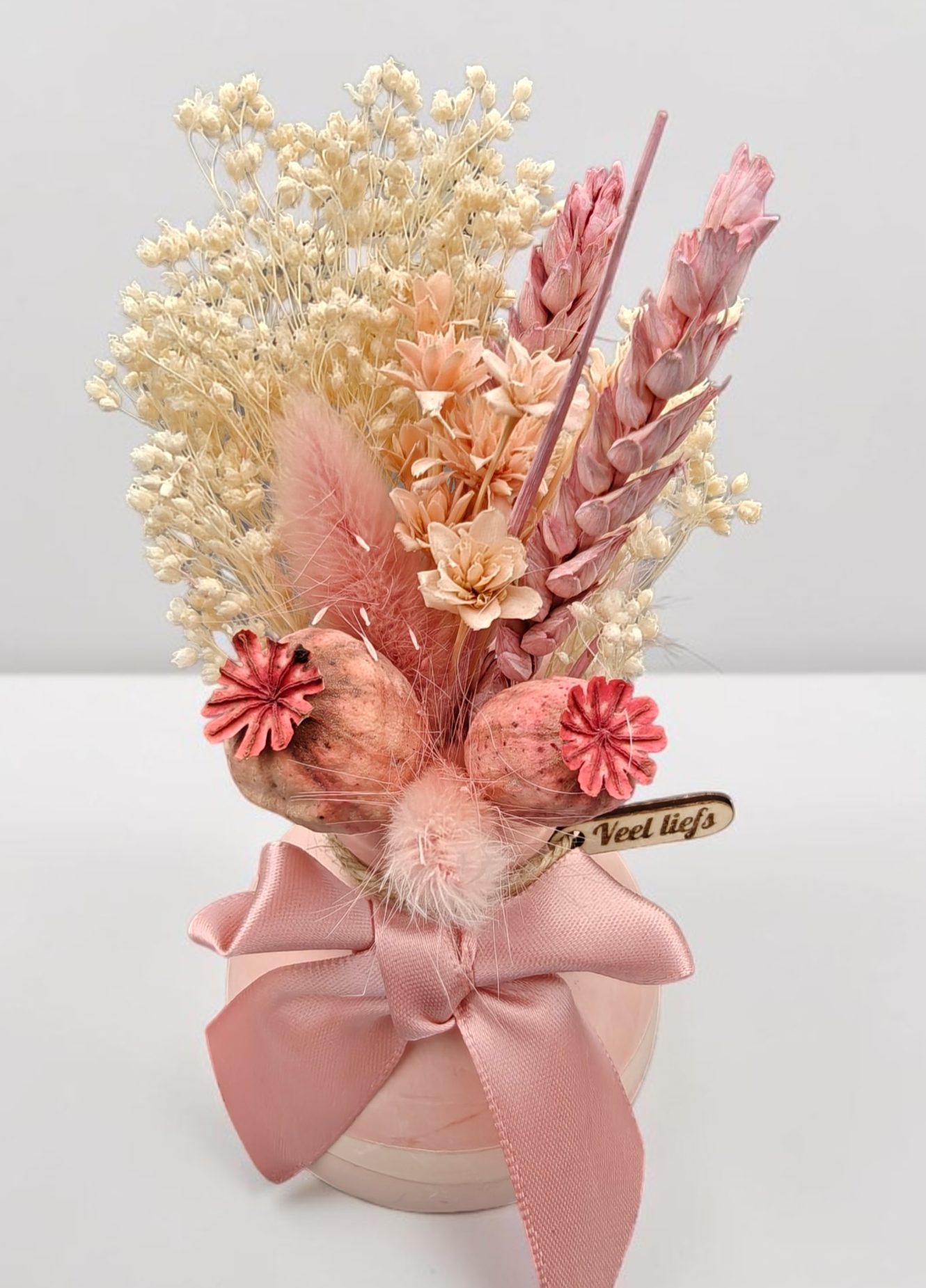 Vaasje met droogbloemen - Veel liefs - roze