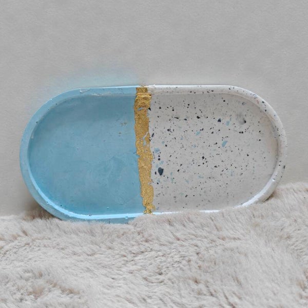 Ovalen schaaltje blauw terrazzo - goud