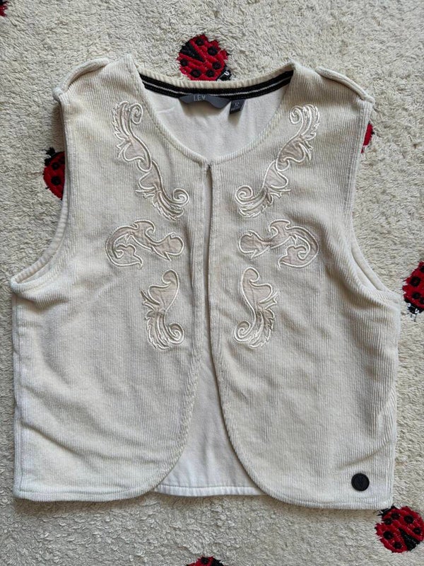 Levv gilet maat 146/152