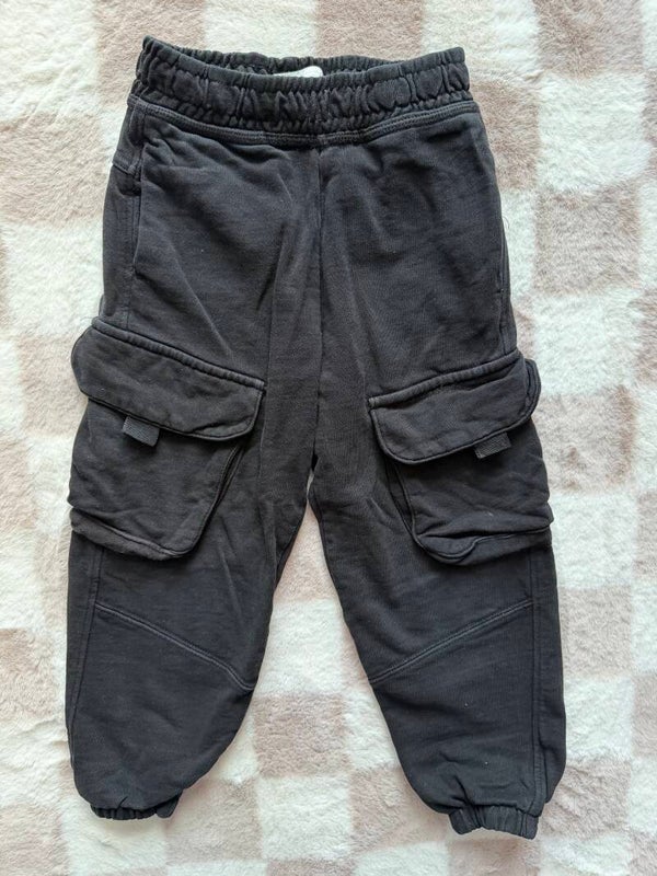 Zara broek maat 122cm