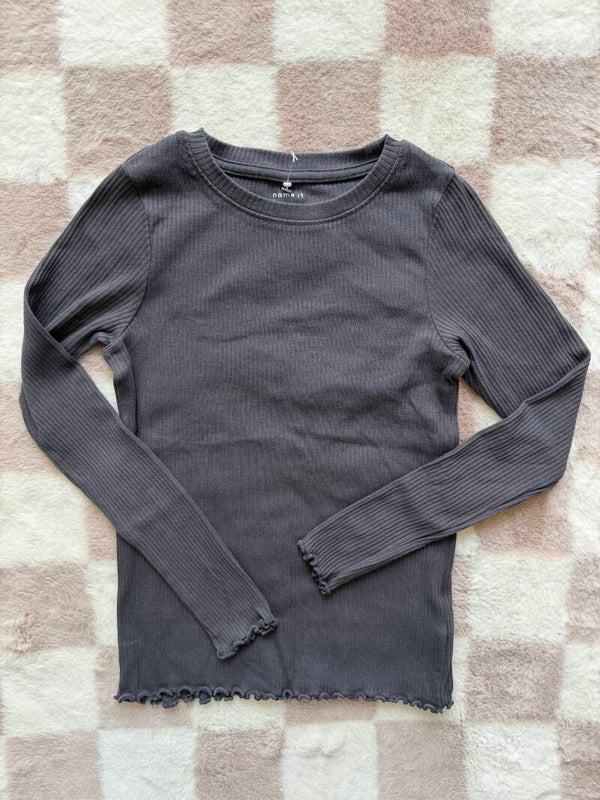 Name it shirt maat 122/128