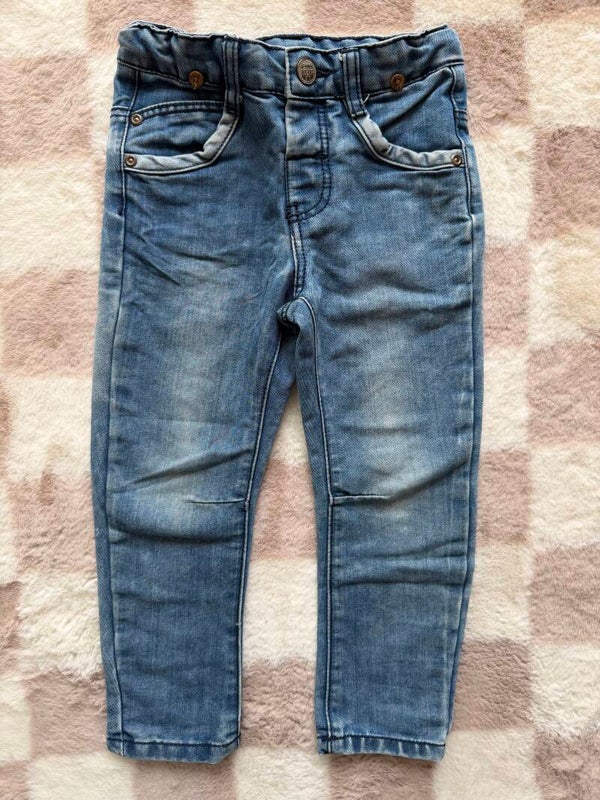 Hema broek maat 98
