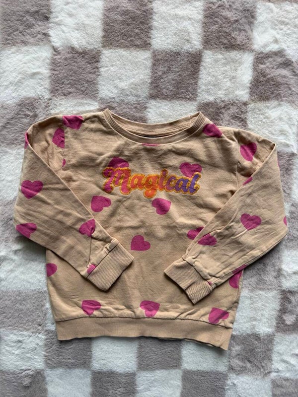 Hartjes sweater maat 110/116
