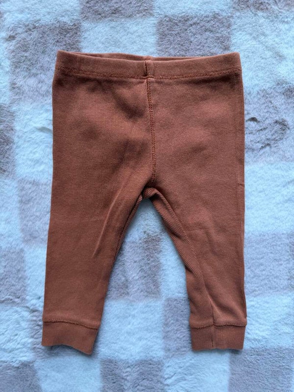 Hema legging maat 68 - Ribbel