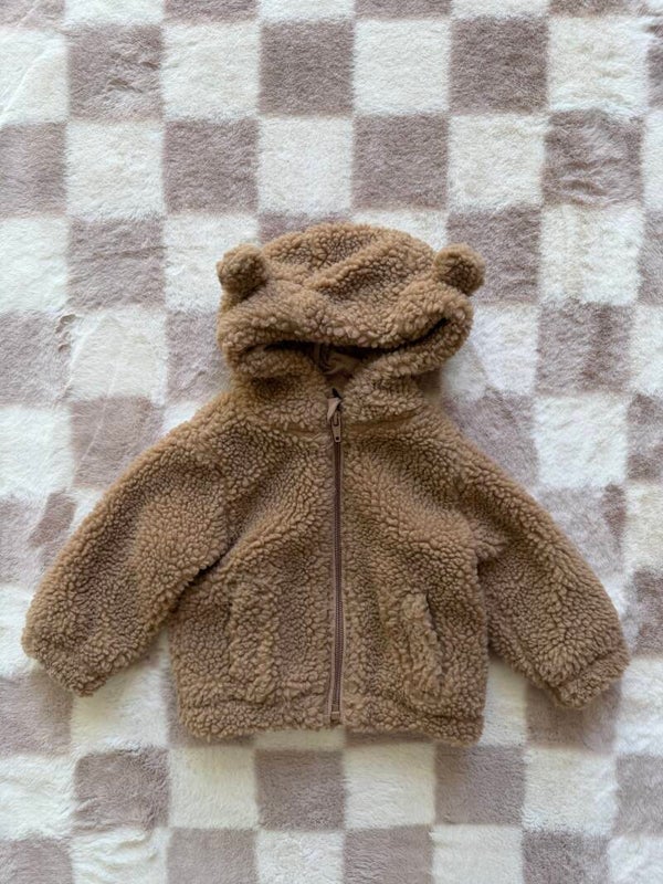 Bruine teddy jas maat 68