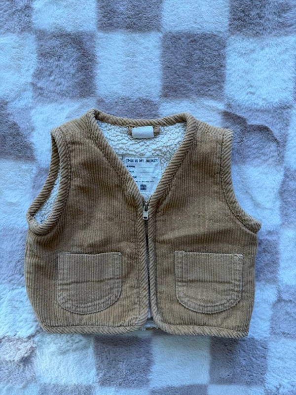 Hema gilet maat 68