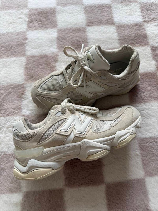 New Balance 9060 schoenen maat 34.5