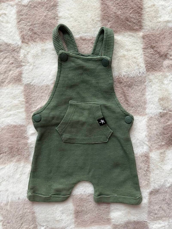 Newborn tuinbroek maat 56