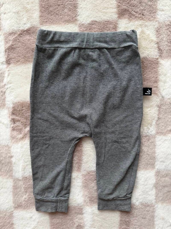 Babystyling broek maat 74