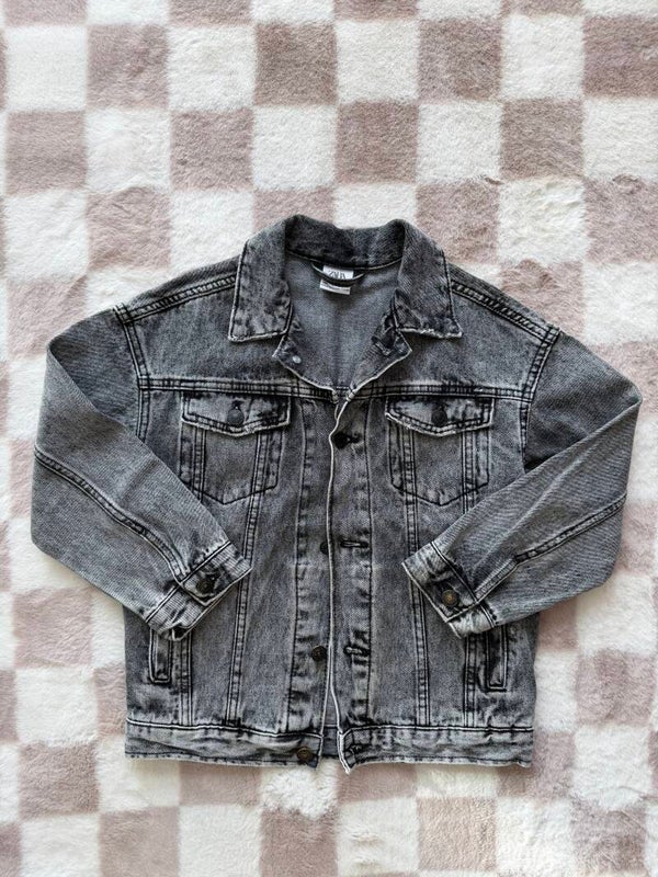 Zara spijker jack maat 128cm
