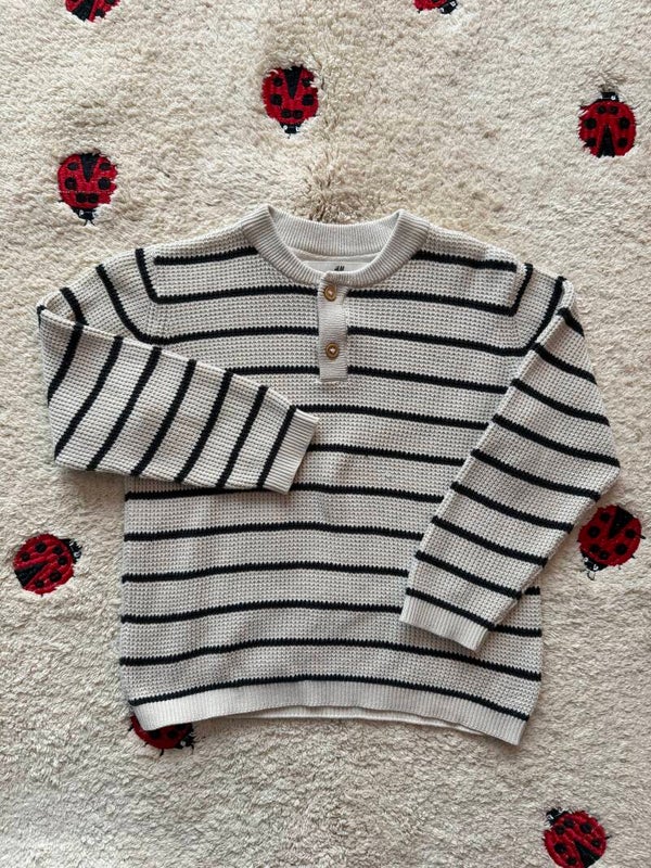 H&M sweater maat 98/104