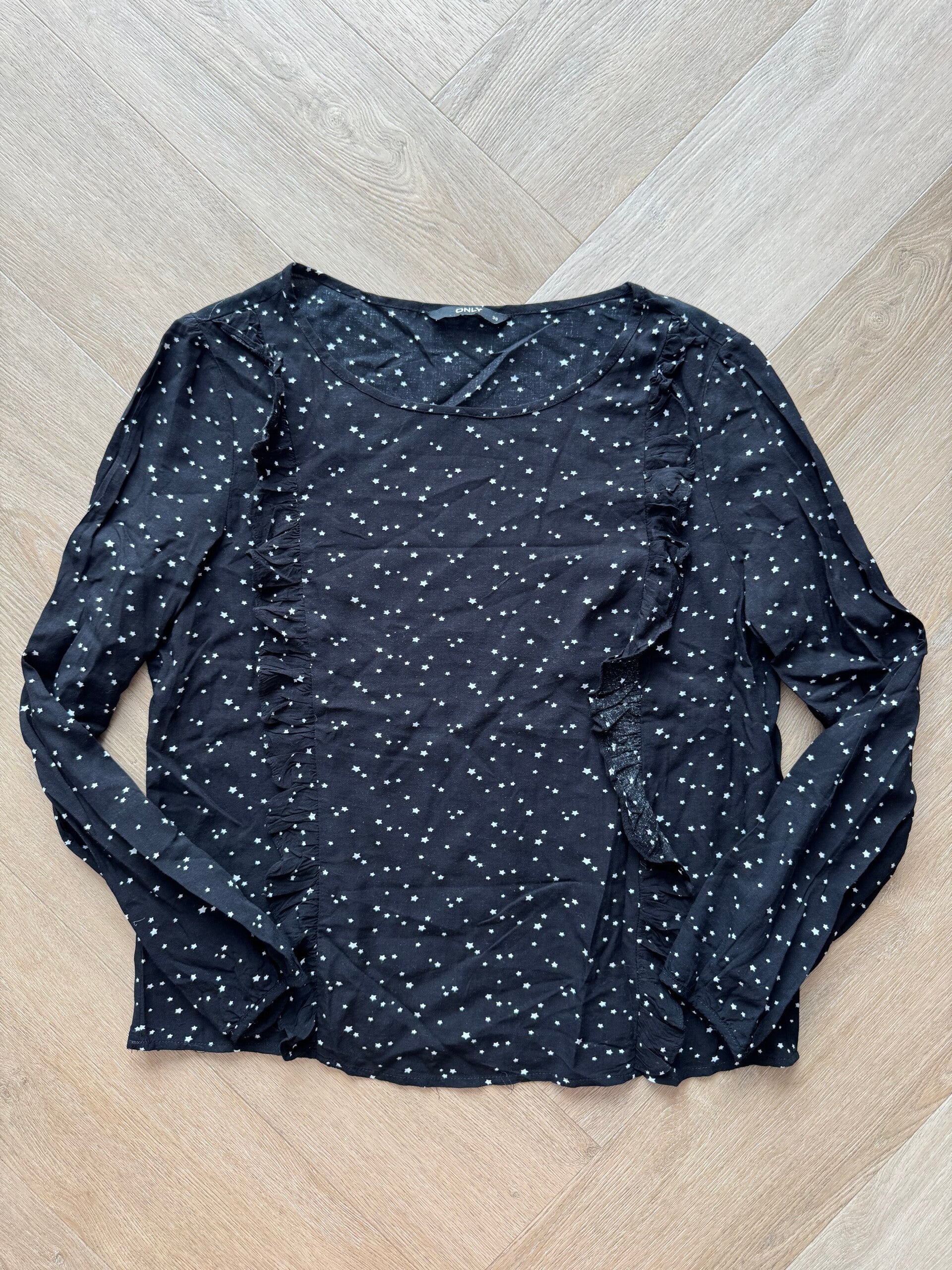 Only blouse maat 36