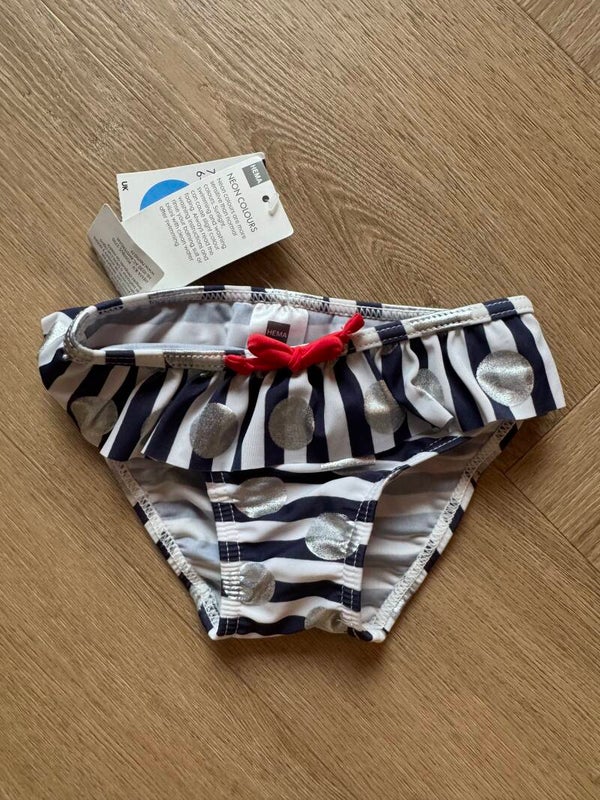 Hema zwembroek maat 74/80