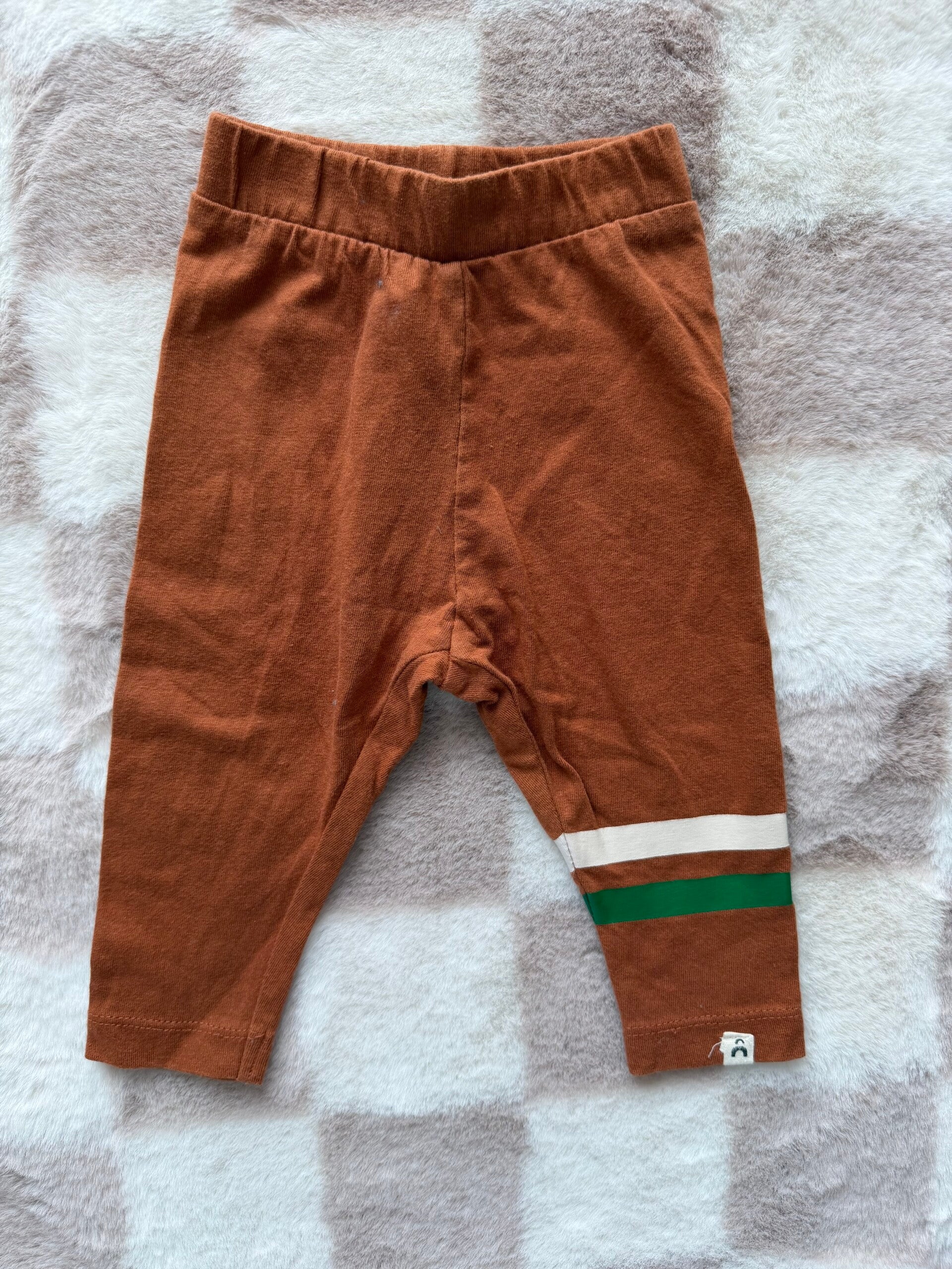 The new chapter broek maat 62/68