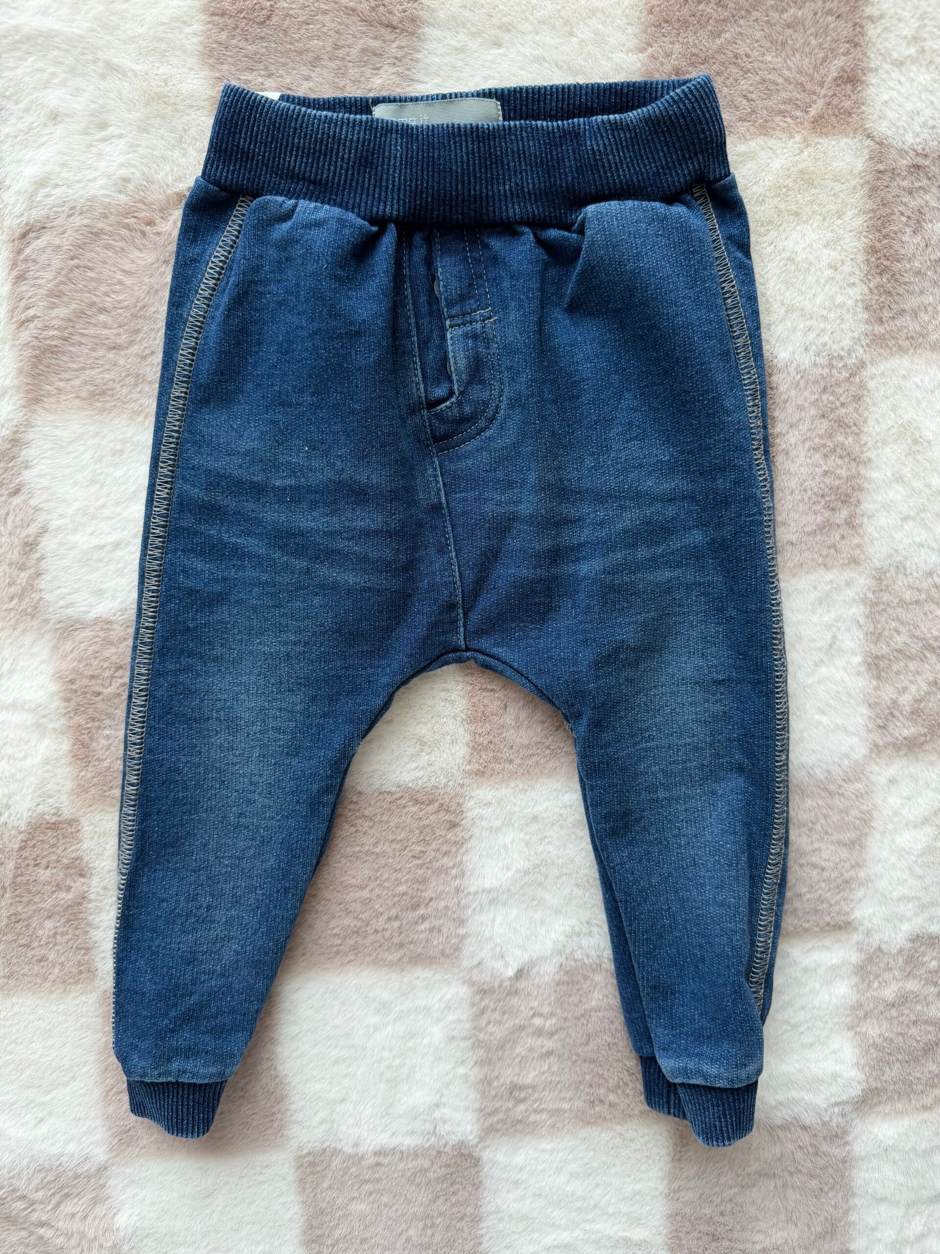 Name it broek maat 68