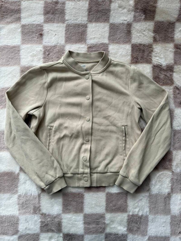 WE vest maat 146/152