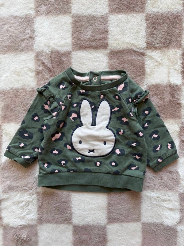 C&A sweater maat 62 - Nijntje