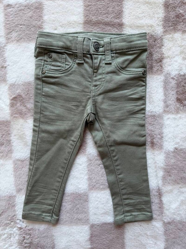 Hema broek maat 74