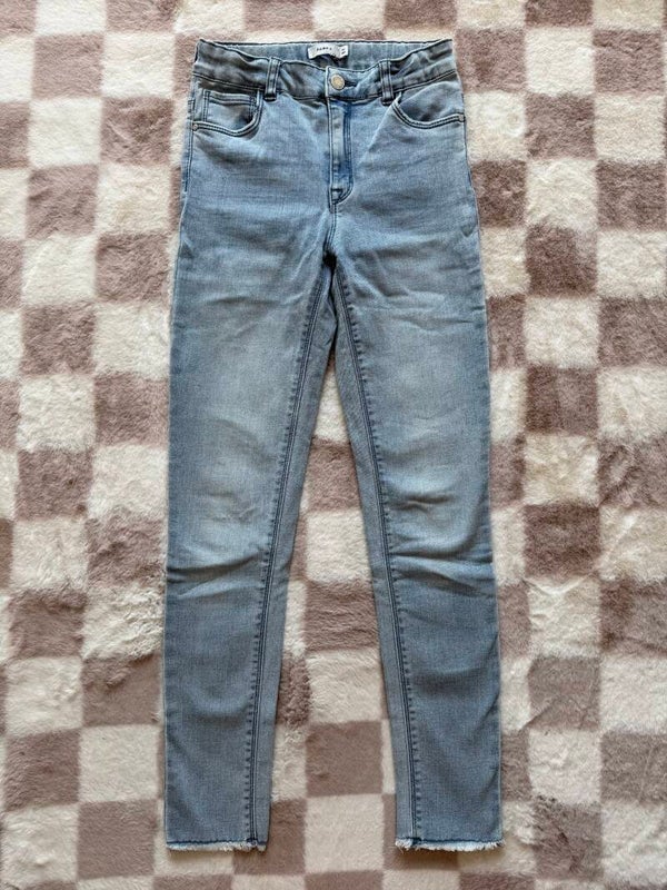 Name it broek maat 146
