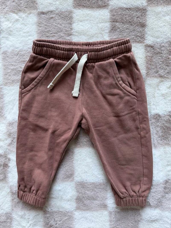 Hema broek maat 80
