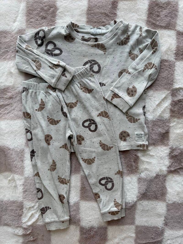 Feetje pyjama maat 86