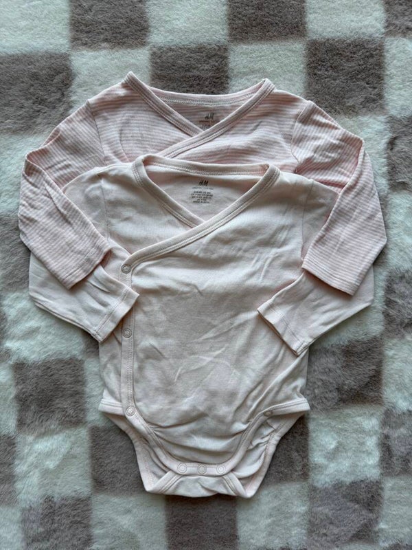 2 H&M rompers maat 68