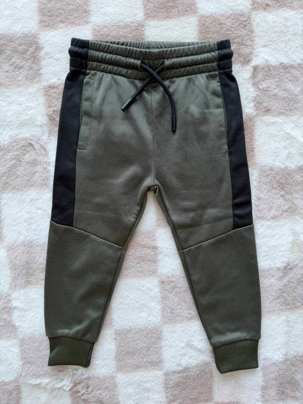 Hema broek maat 86/92