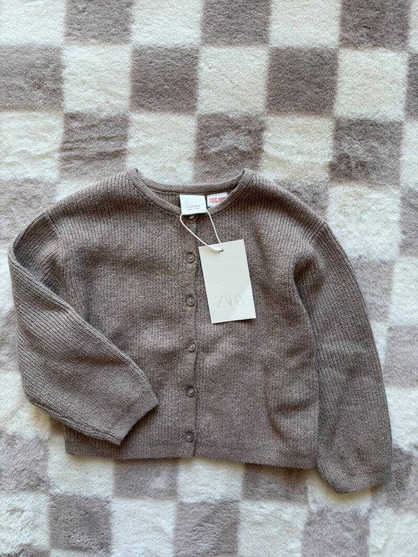 Zara vest maat 104cm