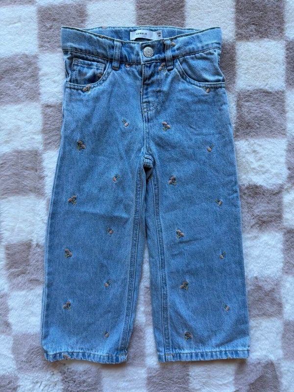 Name it broek maat 98