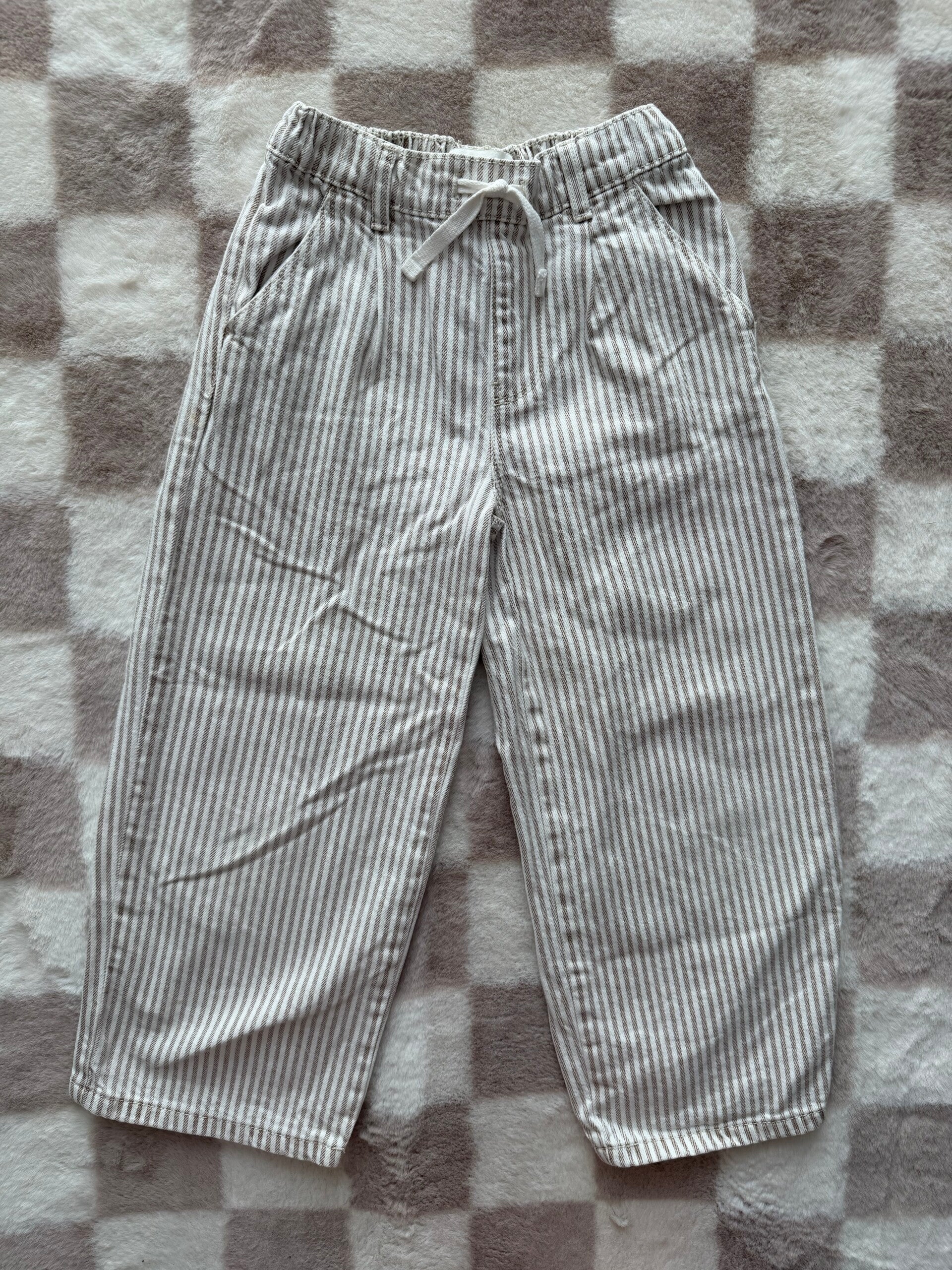 Zara broek maat 116cm