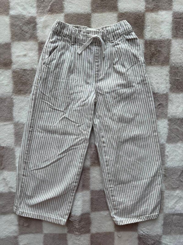 Zara broek maat 116cm