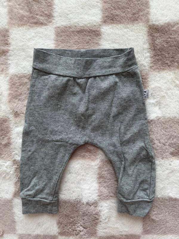 Gestreepte broek maat 62