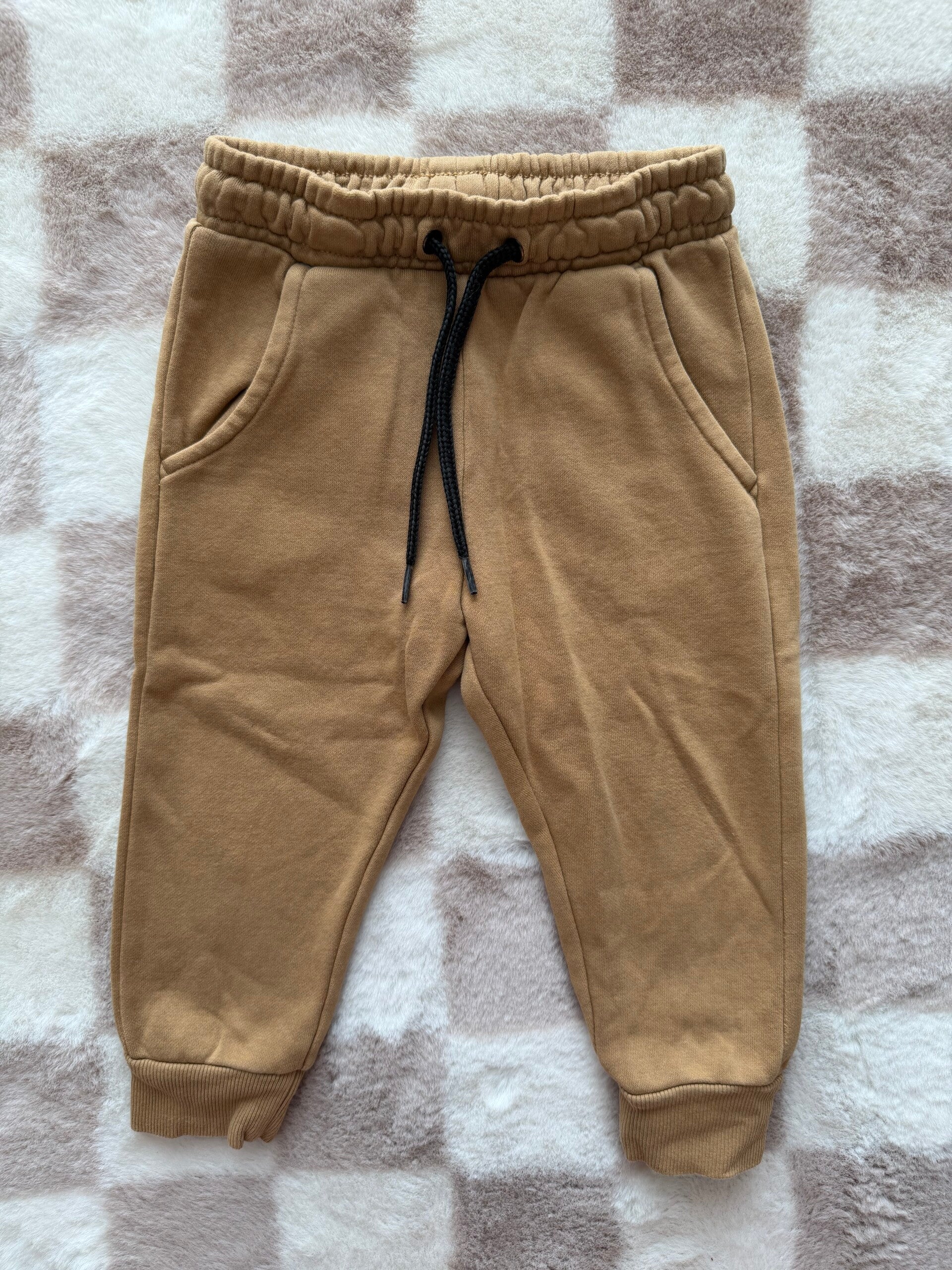Hema broek maat 86