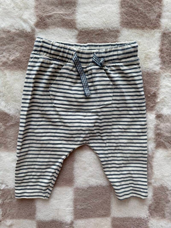 Hema broek maat 62