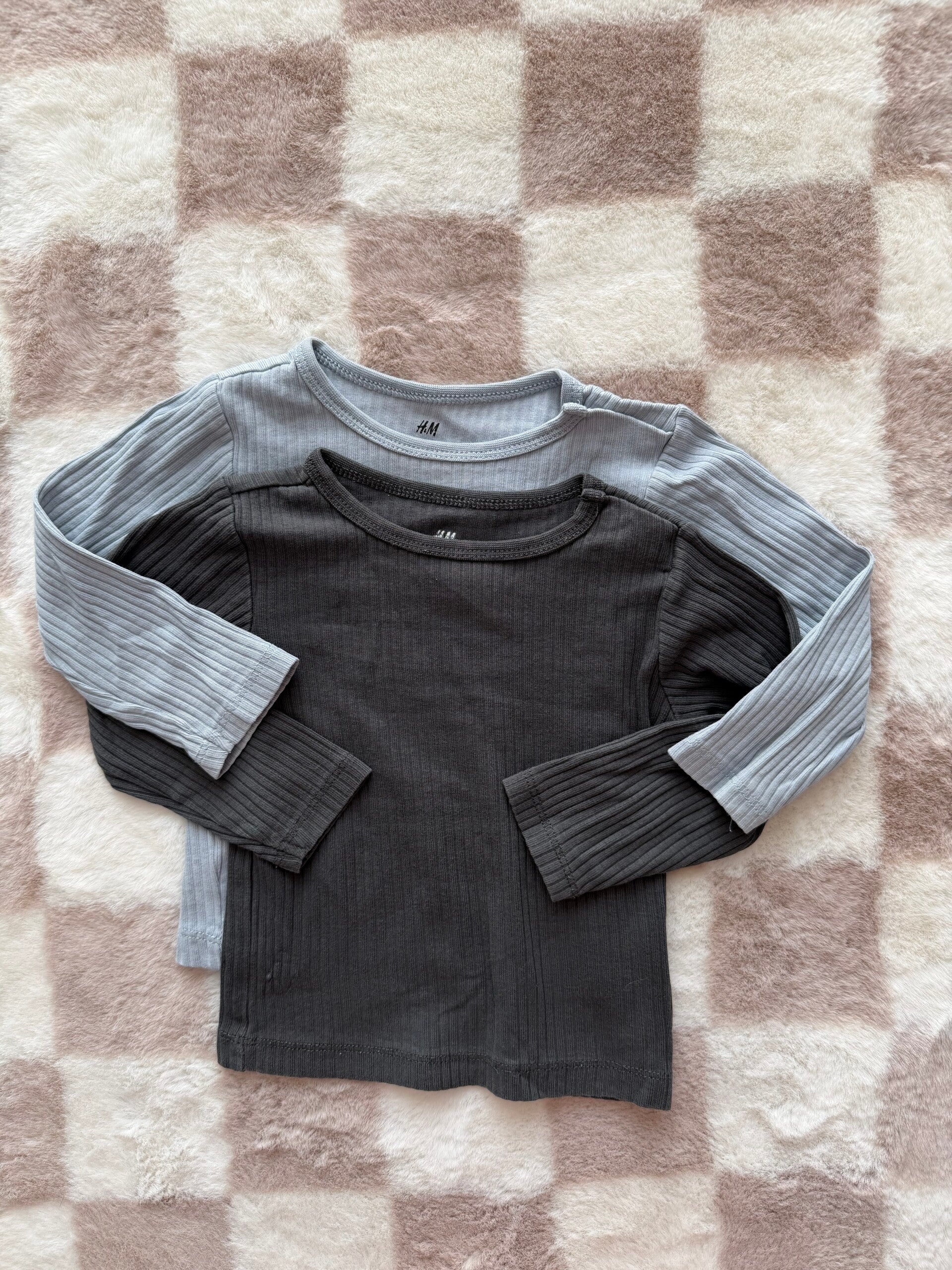 2 H&M shirtjes maat 74