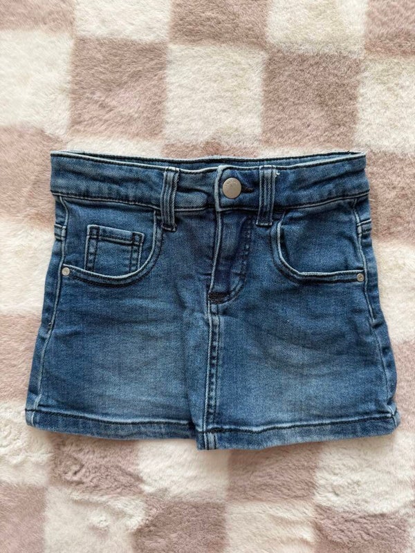 Hema rok maat 110/116