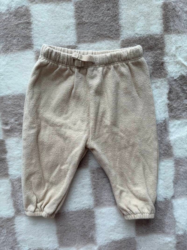 Hema broek maat 62
