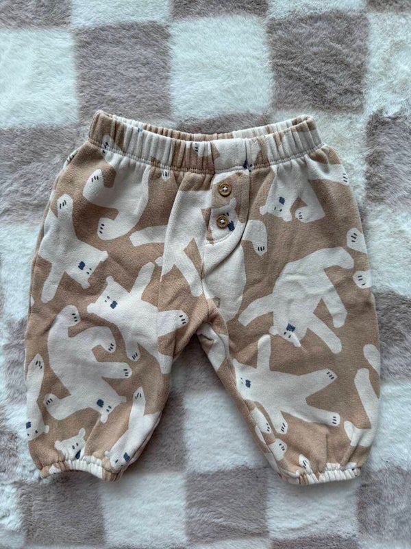Hema broek maat 68