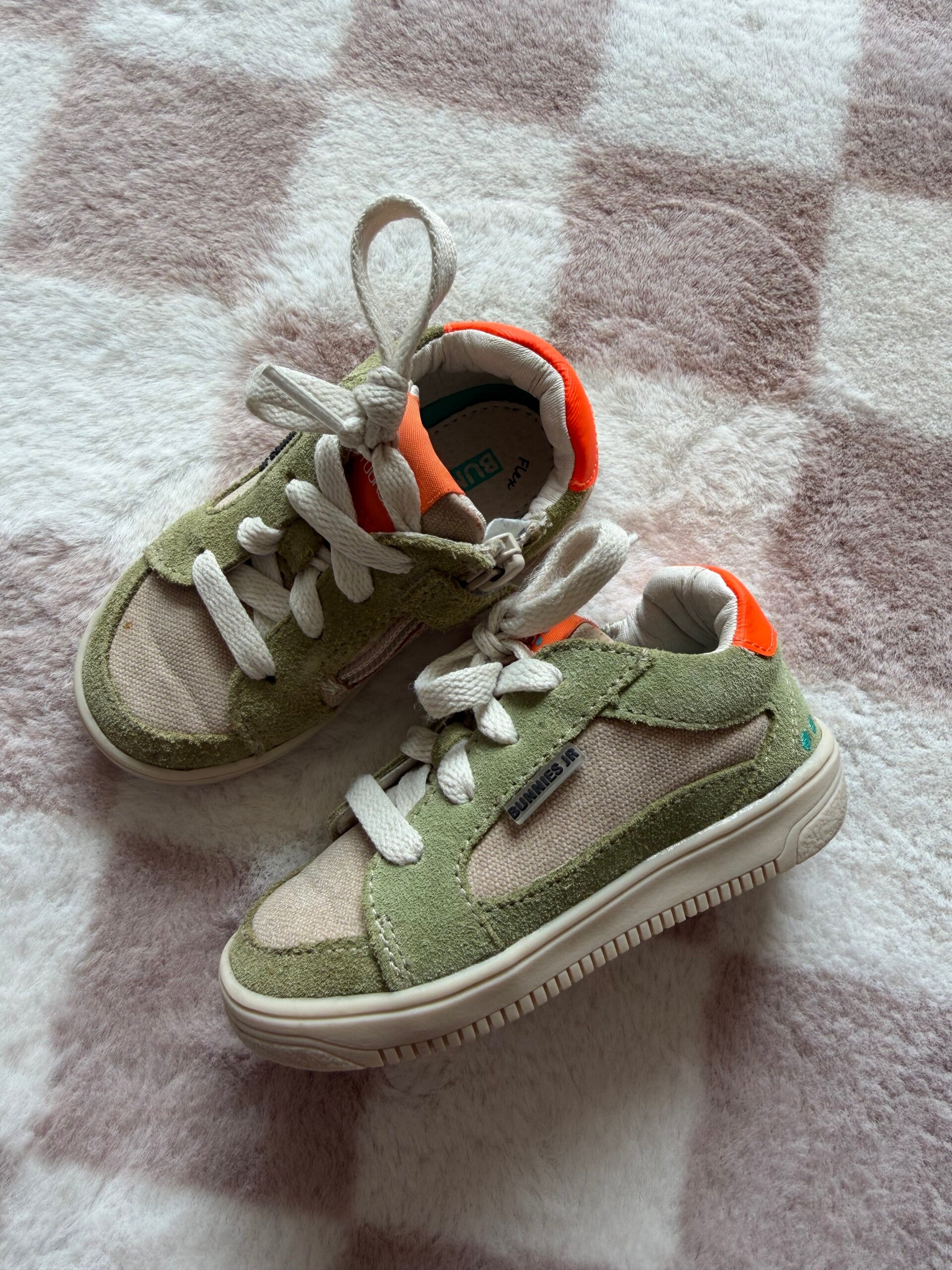 Bunnies schoenen maat 22