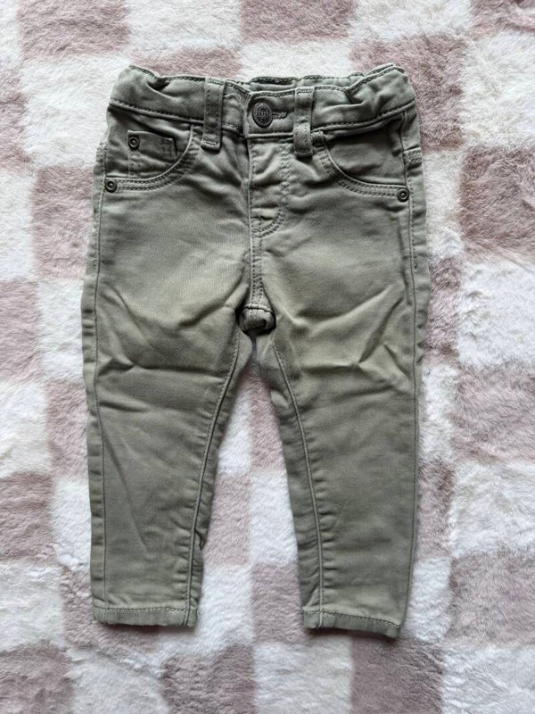 Hema broek maat 80