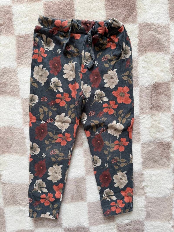 Name it broek maat 98