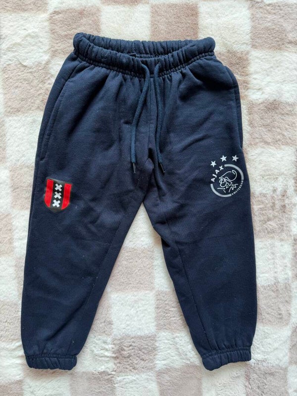Ajax broek maat 104/110