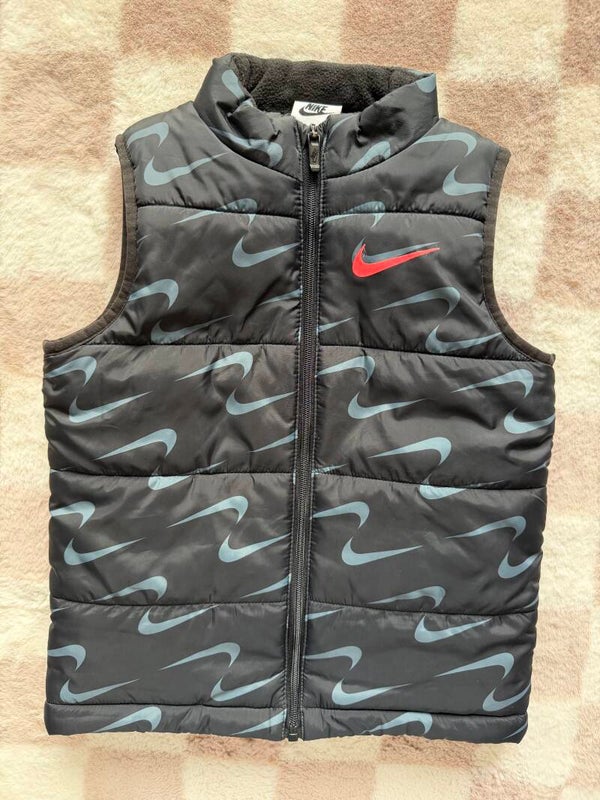 Nike bodywarmer maat 110/116