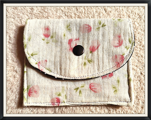 Porte carte Alienor à fleurs