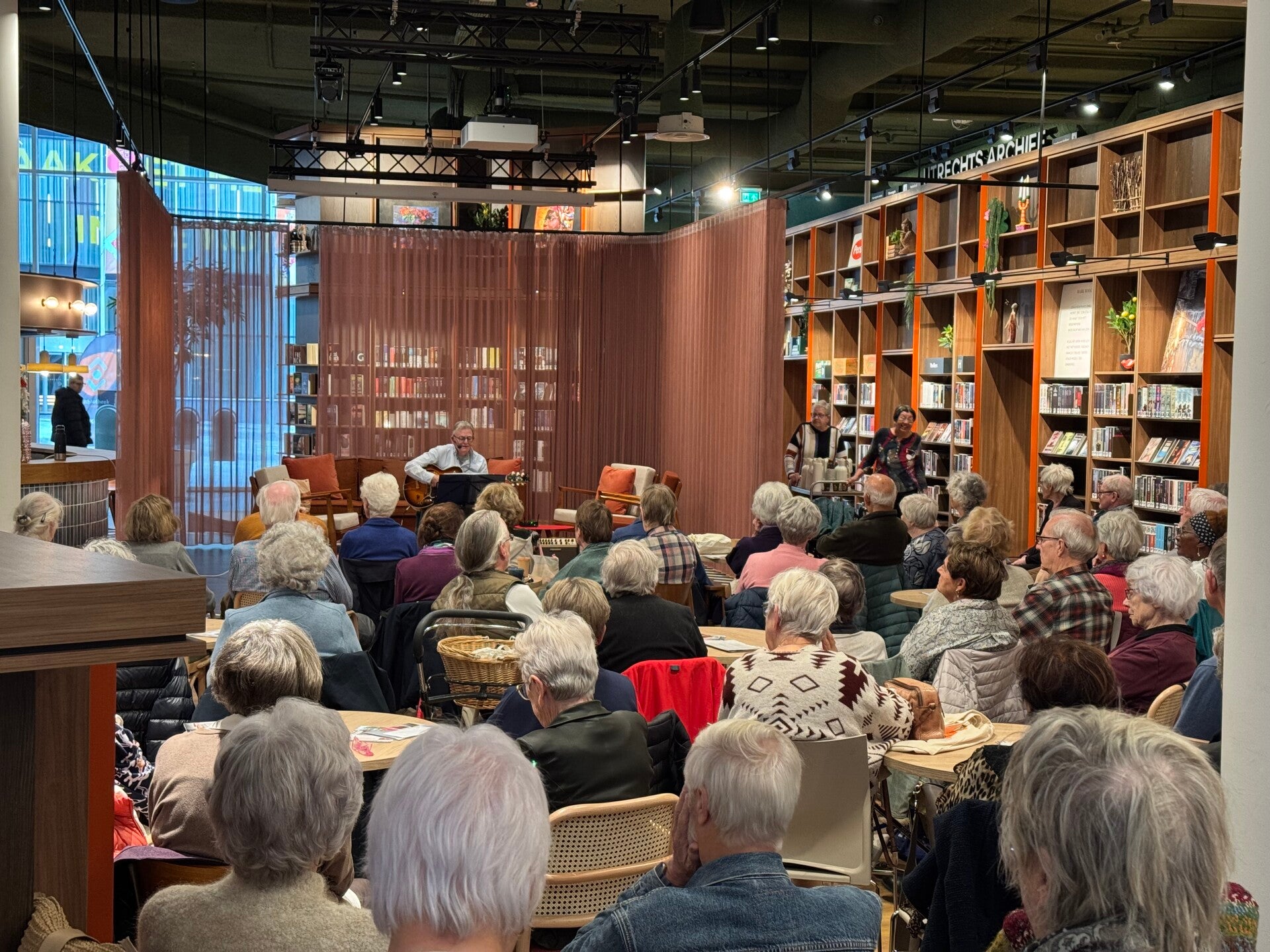 Optreden voor Senioren publiek 
