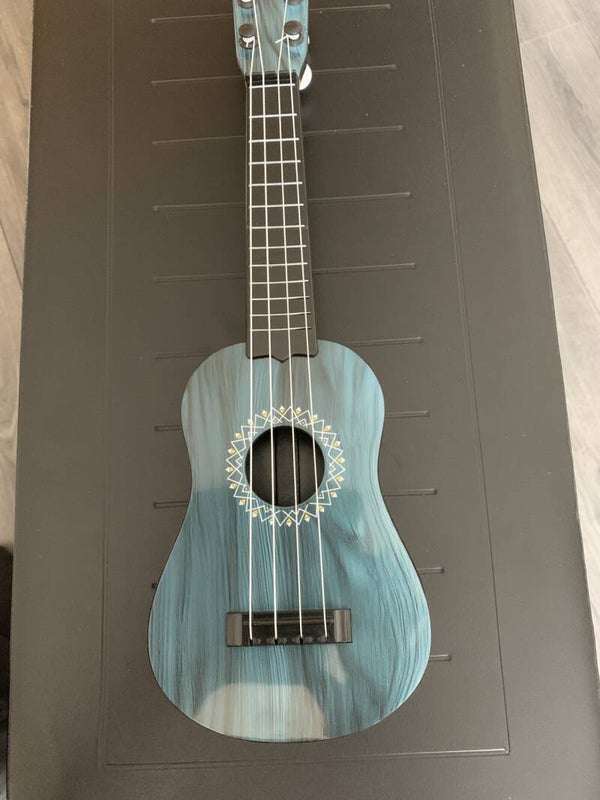 Mini Ukulele voor de jongste kinderen 18 cm