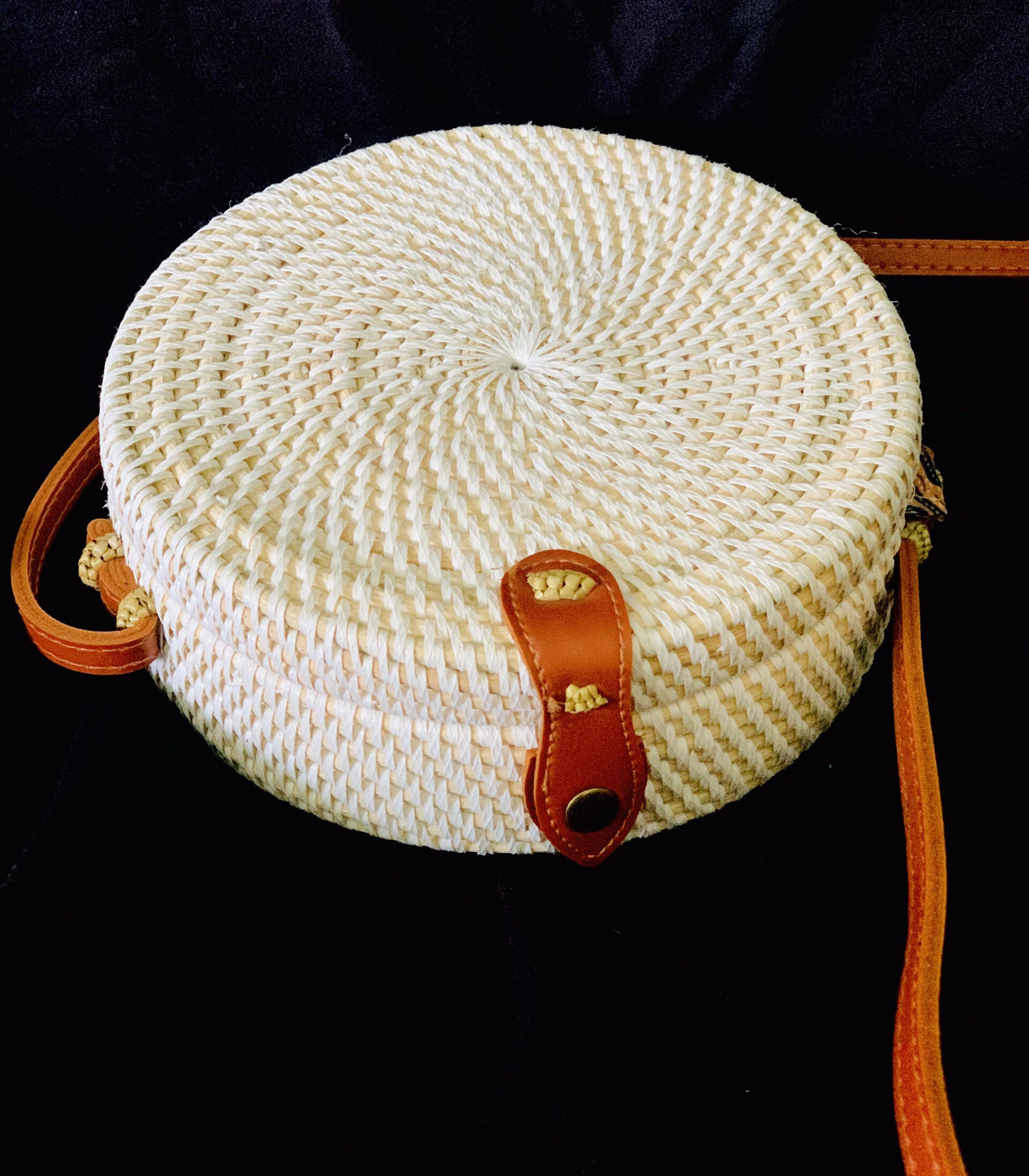Round Rattan White Handbag
