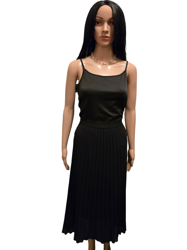 Jupe noire plissée – Élégante & intemporelle 🖤