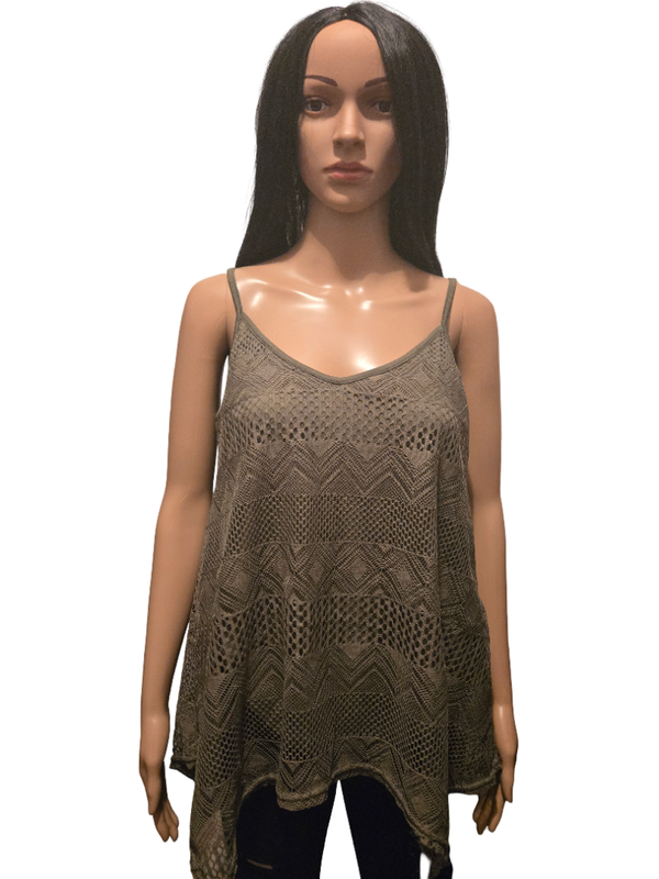 Top kaki en dentelle crochet ajourée – style bohème