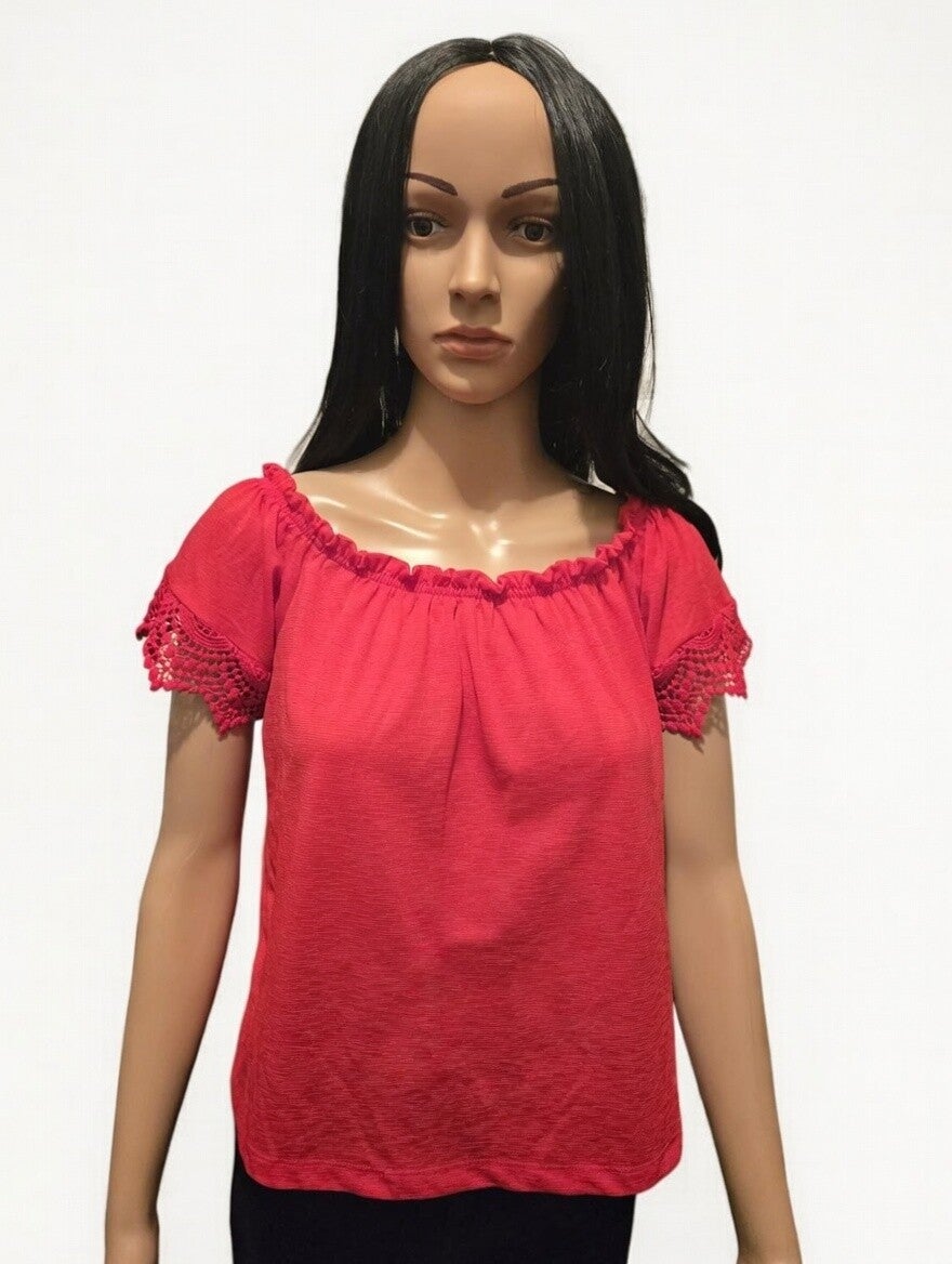 Blouse rouge bohème col élastique à dentelle – manches courtes
